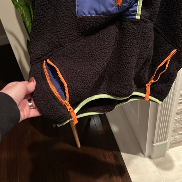 Fleece Jacket - Picture 3 of 5